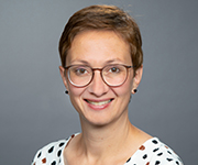 Dr. Anja Froese