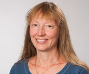  Uta Joeressen