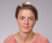  Julia Altmaier