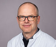 Dr. med. Robert Blumauer Dr. med. Robert Blumauer