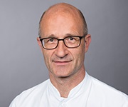 Dr. med. dent. Matthias Burwinkel Dr. med. dent. Matthias Burwinkel