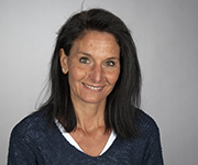  Nicole Dorn