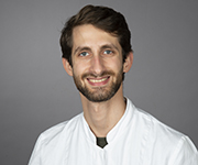 Dr. med. dent. Andreas Magnus Geyer Dr. med. dent. Andreas Magnus Geyer