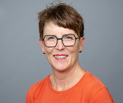  Claudia  Held Grün