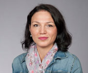  Renata Naumovska