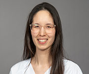 Dr. med. dent. Raffaela Nemecek Dr. med. dent. Raffaela Nemecek