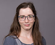  Marie Oster