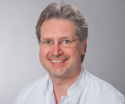  Adam Ptak