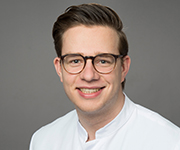 Dr. med. dent. Paul Römer Dr. med. dent. Paul Römer