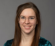  Ariane  Schmidt