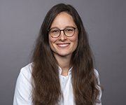  Angela Schneider