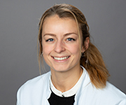 Dr. med. Johanna Schönau Dr. med. Johanna Schönau