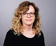 Dr. Esther Stalujanis