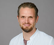 Dr. med. Joscha Steetskamp Dr. med. Joscha Steetskamp