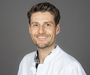 Dr. med. Alexander Tamm Dr. med. Alexander Tamm