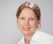  Alexandra  Weinel