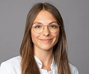 Dr. med. Nina Widmer Dr. med. Nina Widmer