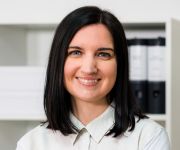 Prof. Dr. Alexandra Wuttke Prof. Dr. Alexandra Wuttke