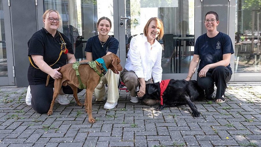 Gruppenbild Team der JGU-Pfotenpause