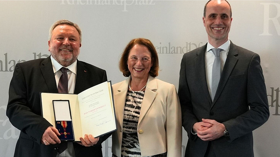 Bundesverdienstkreuz für Professor Hardt
