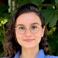 Dr. Larglinda Islami