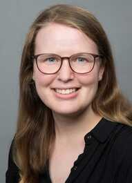 Dr. Julia Petersen
