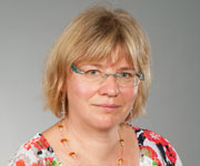  Gina Nau