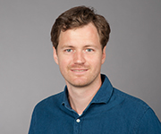Dr. Roman Pokora