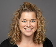  Yvonne Schlößer